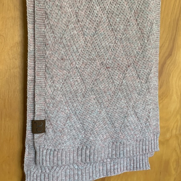 NWT C.C Pink/grey Diamond Weave Soft Scarf - Picture 6 of 8